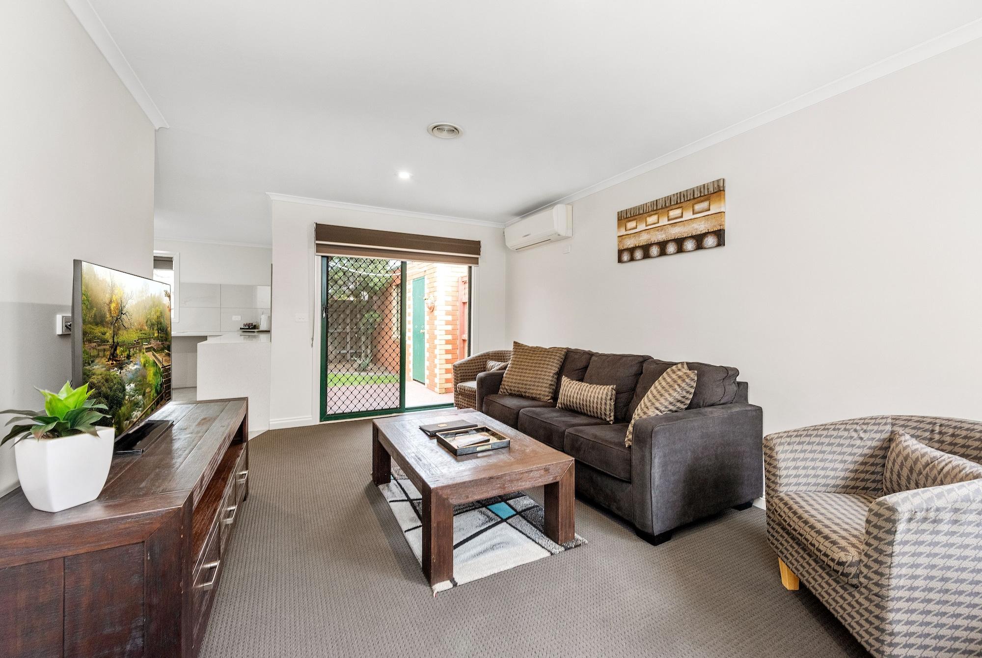 Fawkner Executive Suites & Serviced Apartments Ville de Ville de Melbourne Extérieur photo